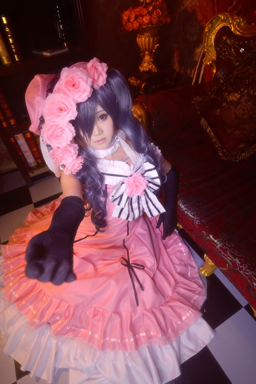 Bộ sưu tập cosplay có cánh đen Deacon