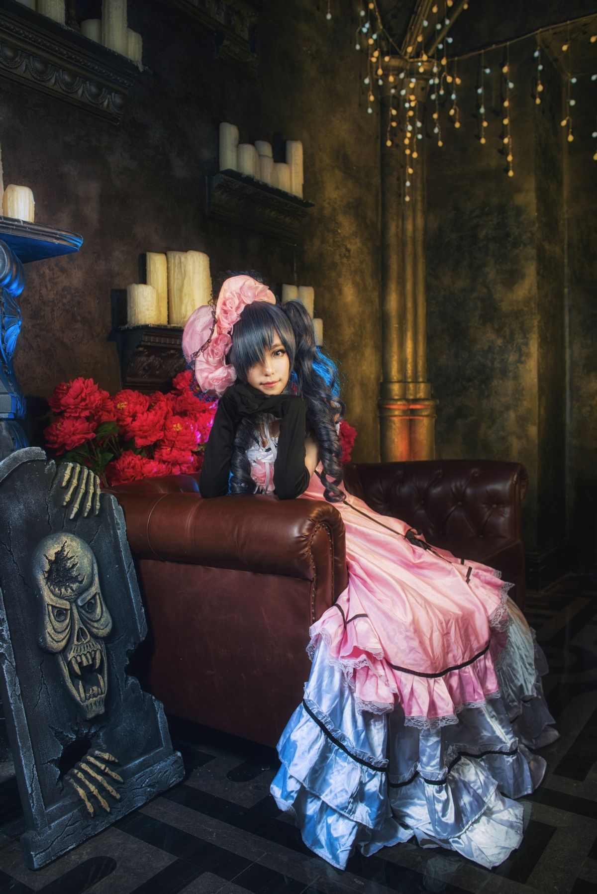 Bộ sưu tập cosplay có cánh đen Deacon