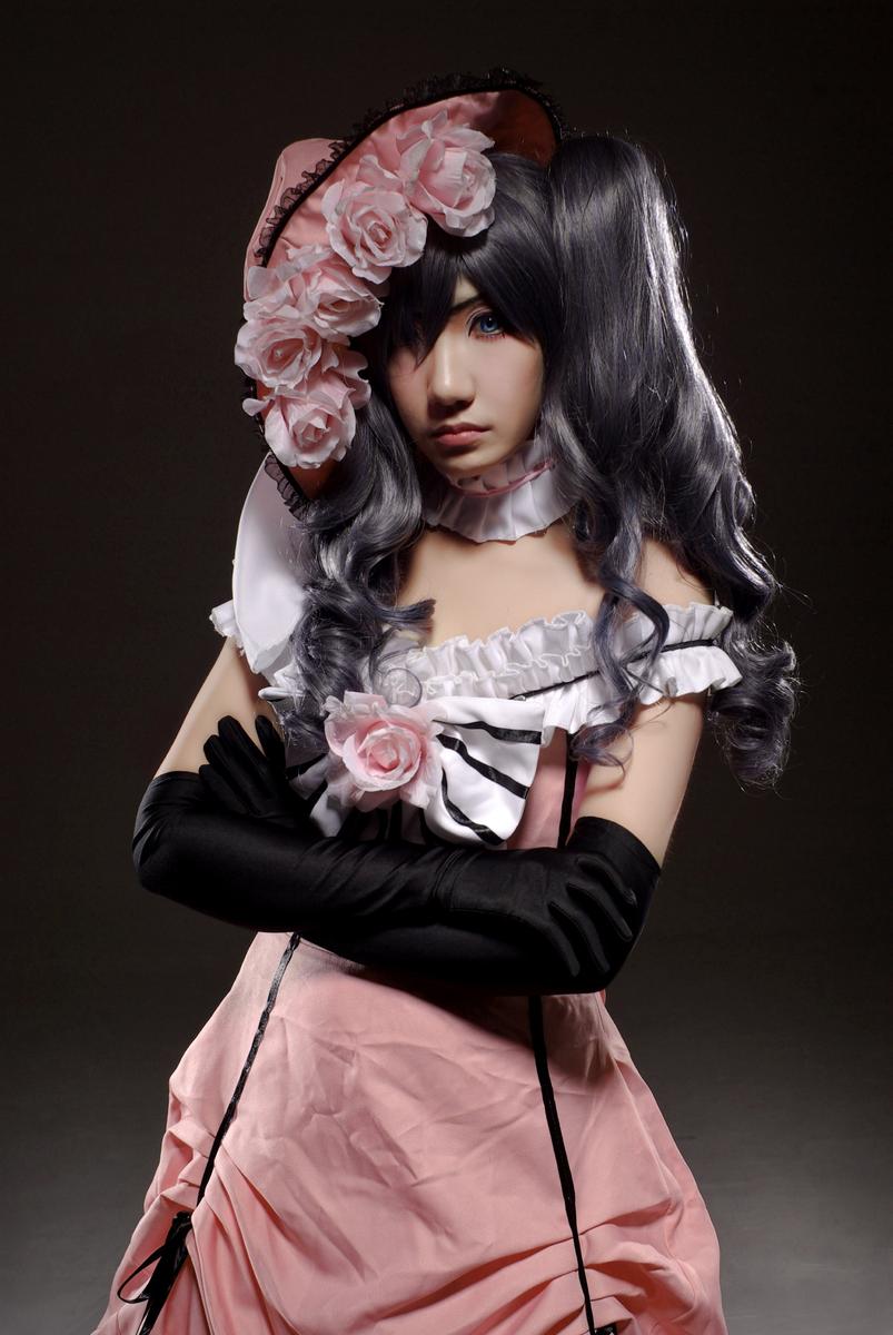 Bộ sưu tập cosplay có cánh đen Deacon