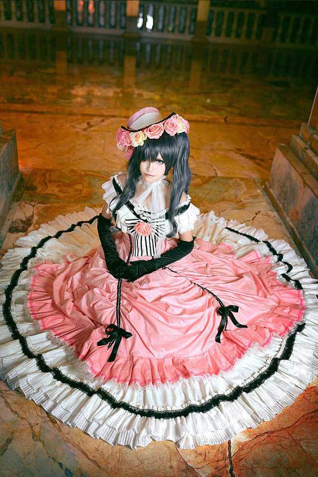 Bộ sưu tập cosplay có cánh đen Deacon