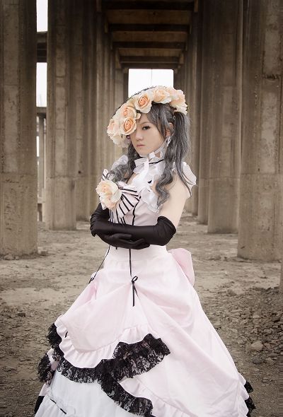 Bộ sưu tập cosplay có cánh đen Deacon
