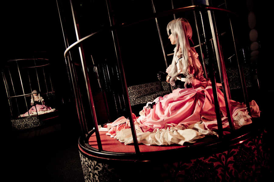 Bộ sưu tập cosplay có cánh đen Deacon