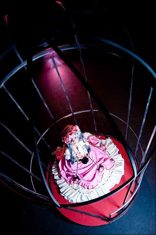 Bộ sưu tập cosplay có cánh đen Deacon