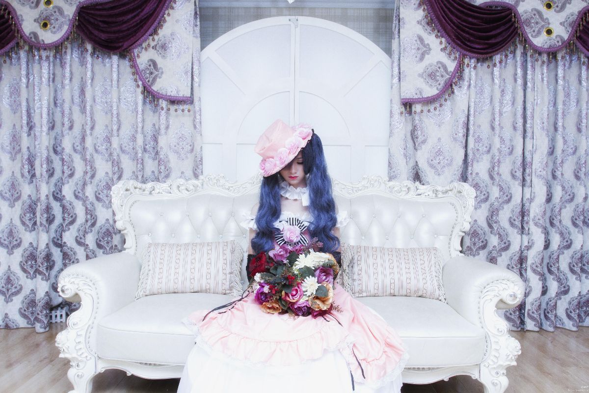 Bộ sưu tập cosplay có cánh đen Deacon