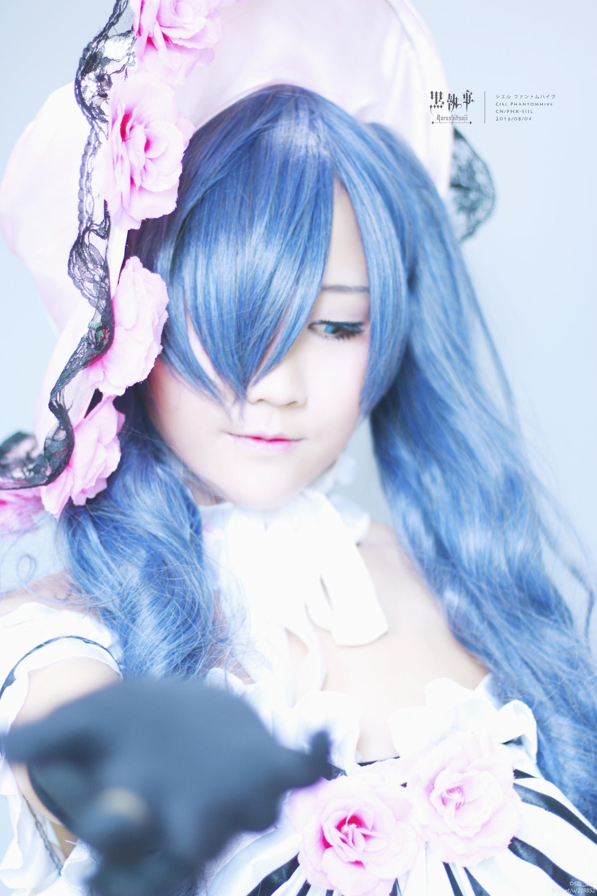 Bộ sưu tập cosplay có cánh đen Deacon