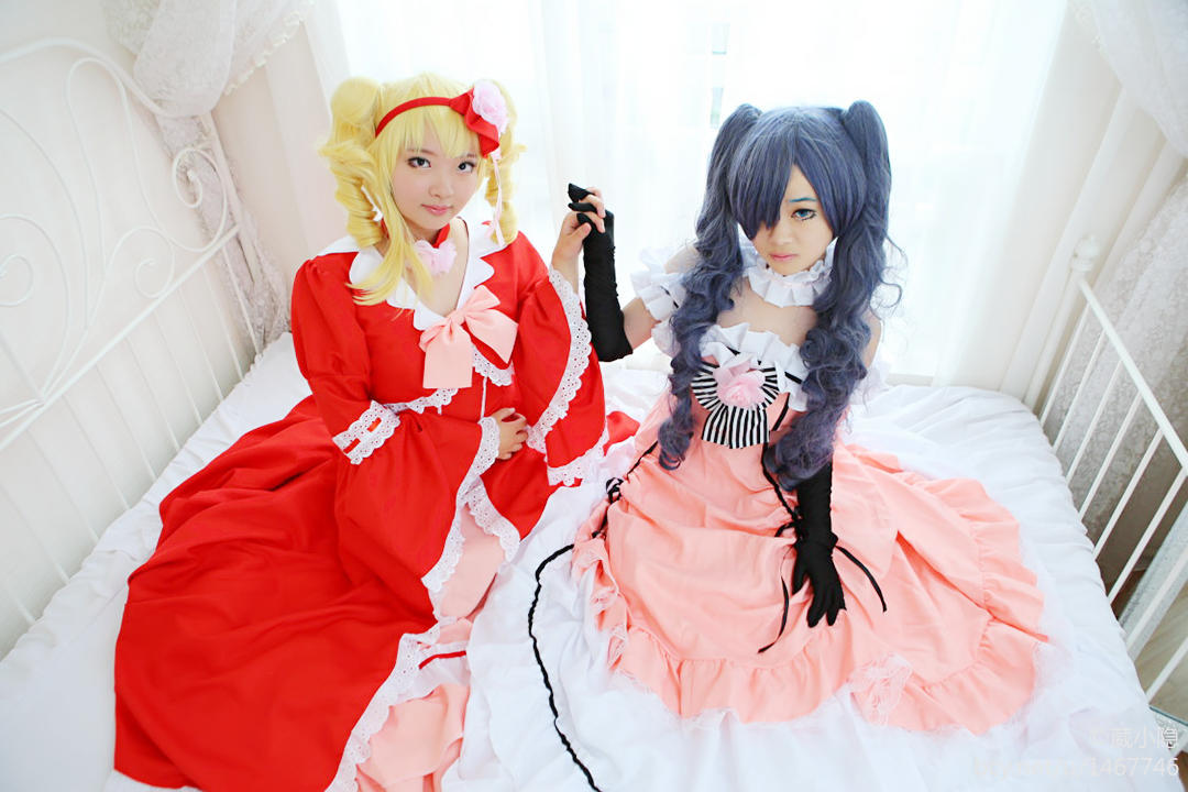 Bộ sưu tập cosplay có cánh đen Deacon