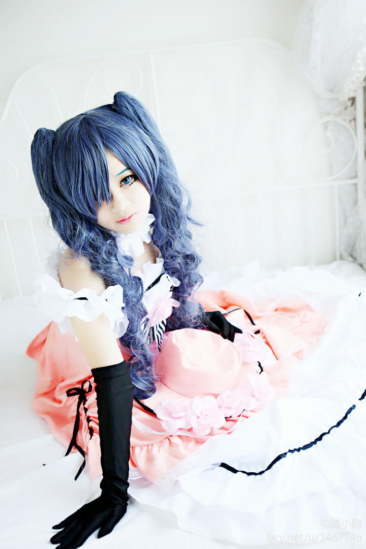 Bộ sưu tập cosplay có cánh đen Deacon