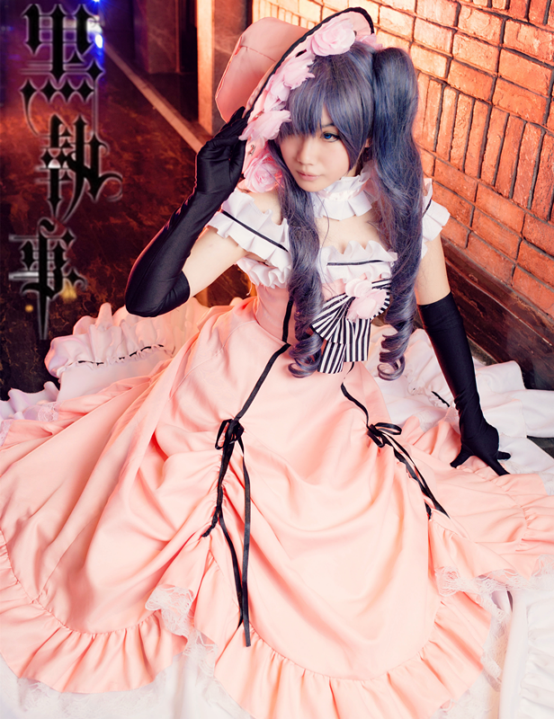 Bộ sưu tập cosplay có cánh đen Deacon