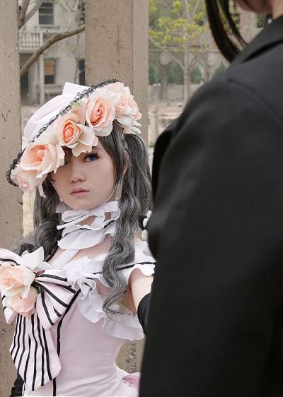 Bộ sưu tập cosplay có cánh đen Deacon