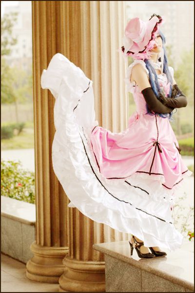 Bộ sưu tập cosplay có cánh đen Deacon