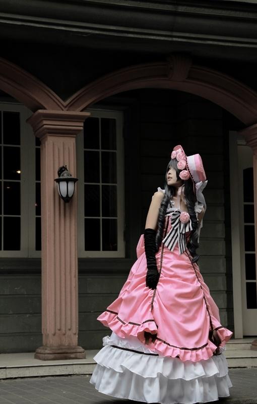 Bộ sưu tập cosplay có cánh đen Deacon