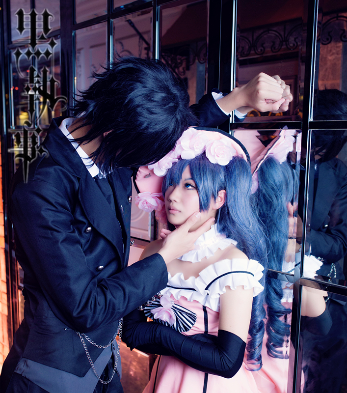 Bộ sưu tập cosplay có cánh đen Deacon