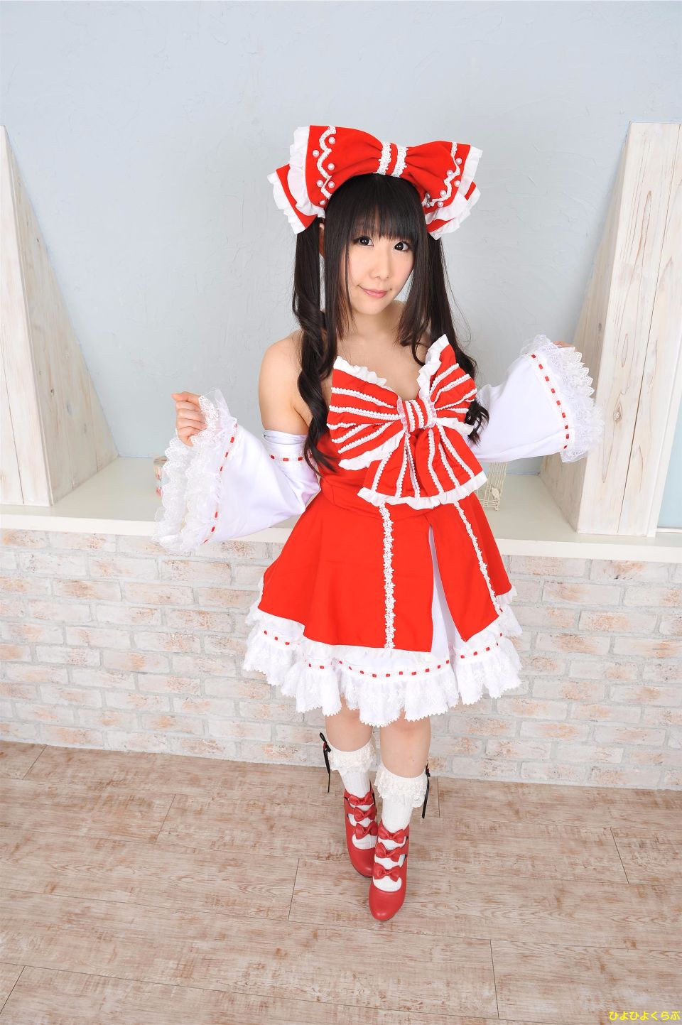 Petit Charm Flour 04 Reimu itigomusums, chúng tôi.