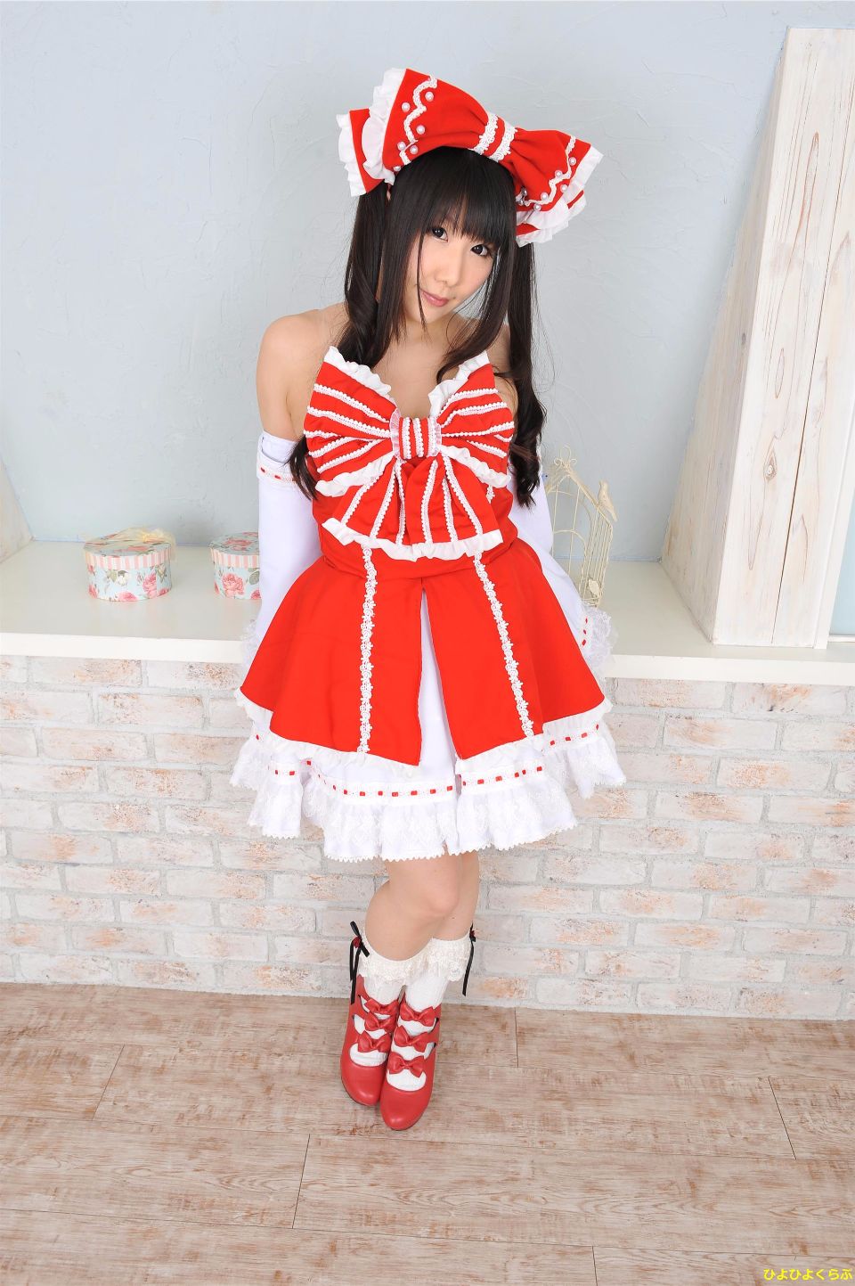 Petit Charm Flour 04 Reimu itigomusums, chúng tôi.