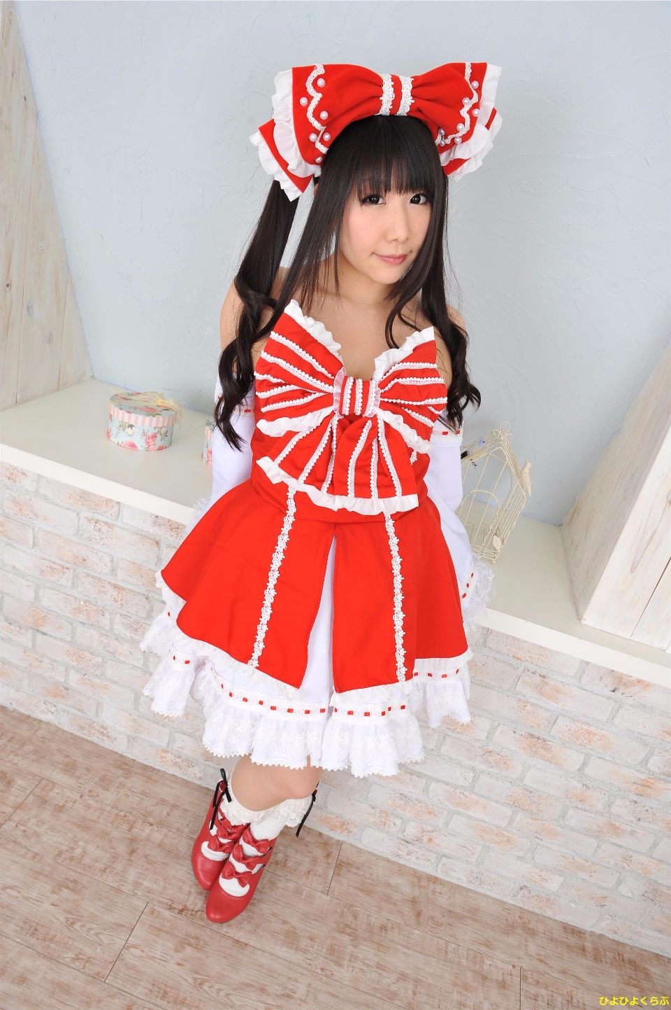 Petit Charm Flour 04 Reimu itigomusums, chúng tôi.