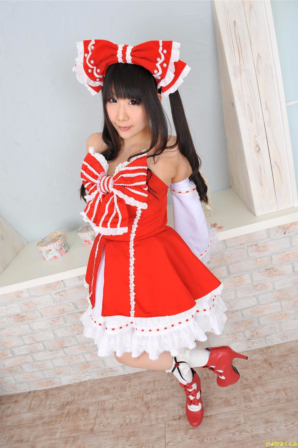 Petit Charm Flour 04 Reimu itigomusums, chúng tôi.