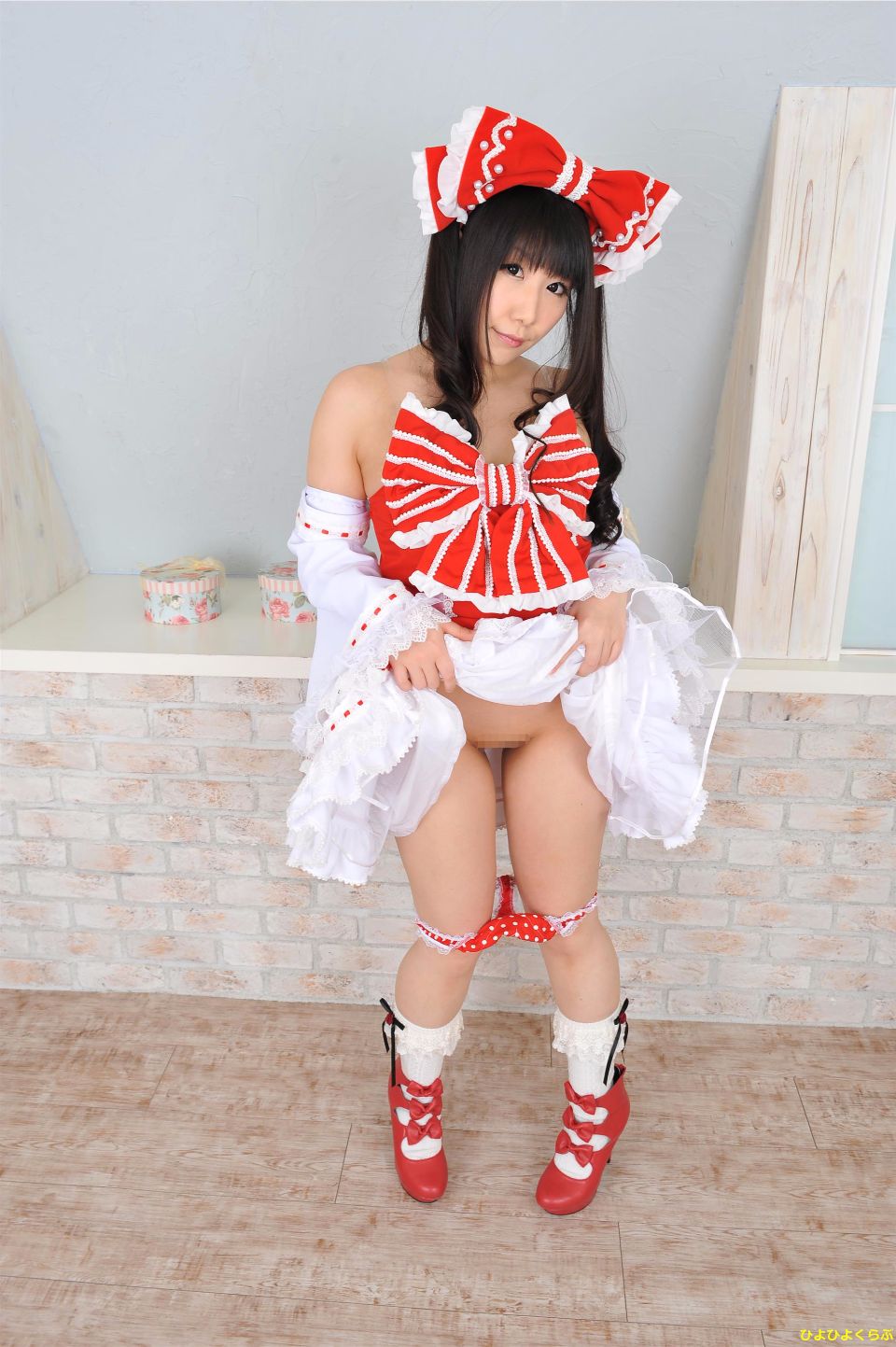 Petit Charm Flour 04 Reimu itigomusums, chúng tôi.