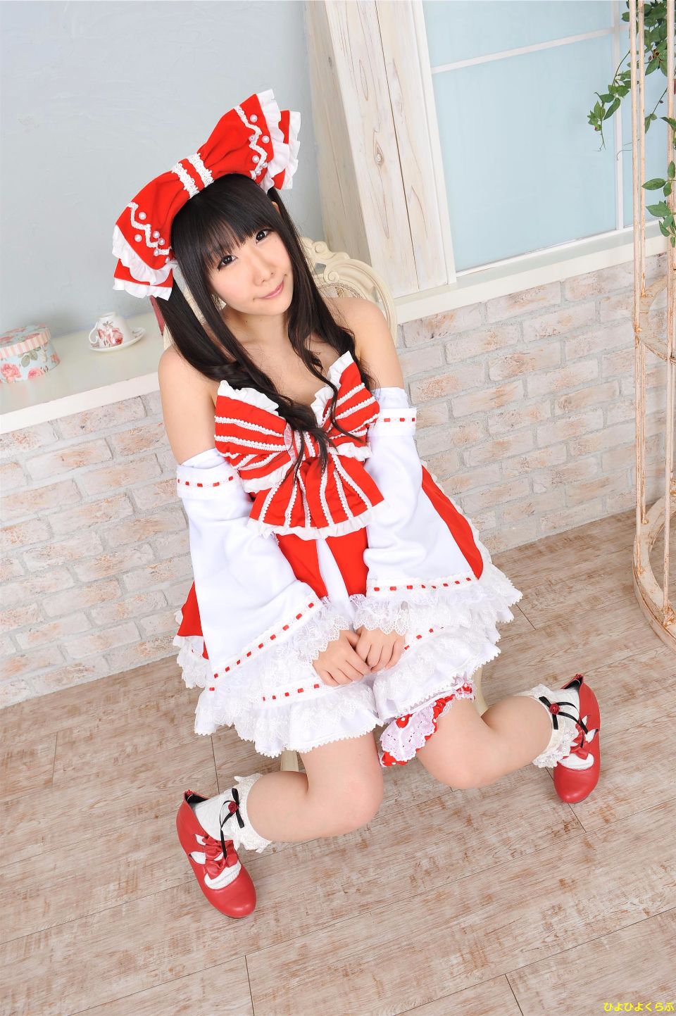 Petit Charm Flour 04 Reimu itigomusums, chúng tôi.