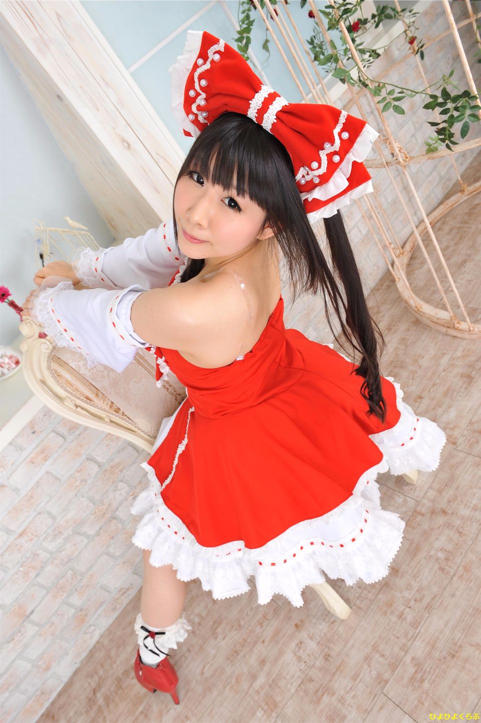 Petit Charm Flour 04 Reimu itigomusums, chúng tôi.