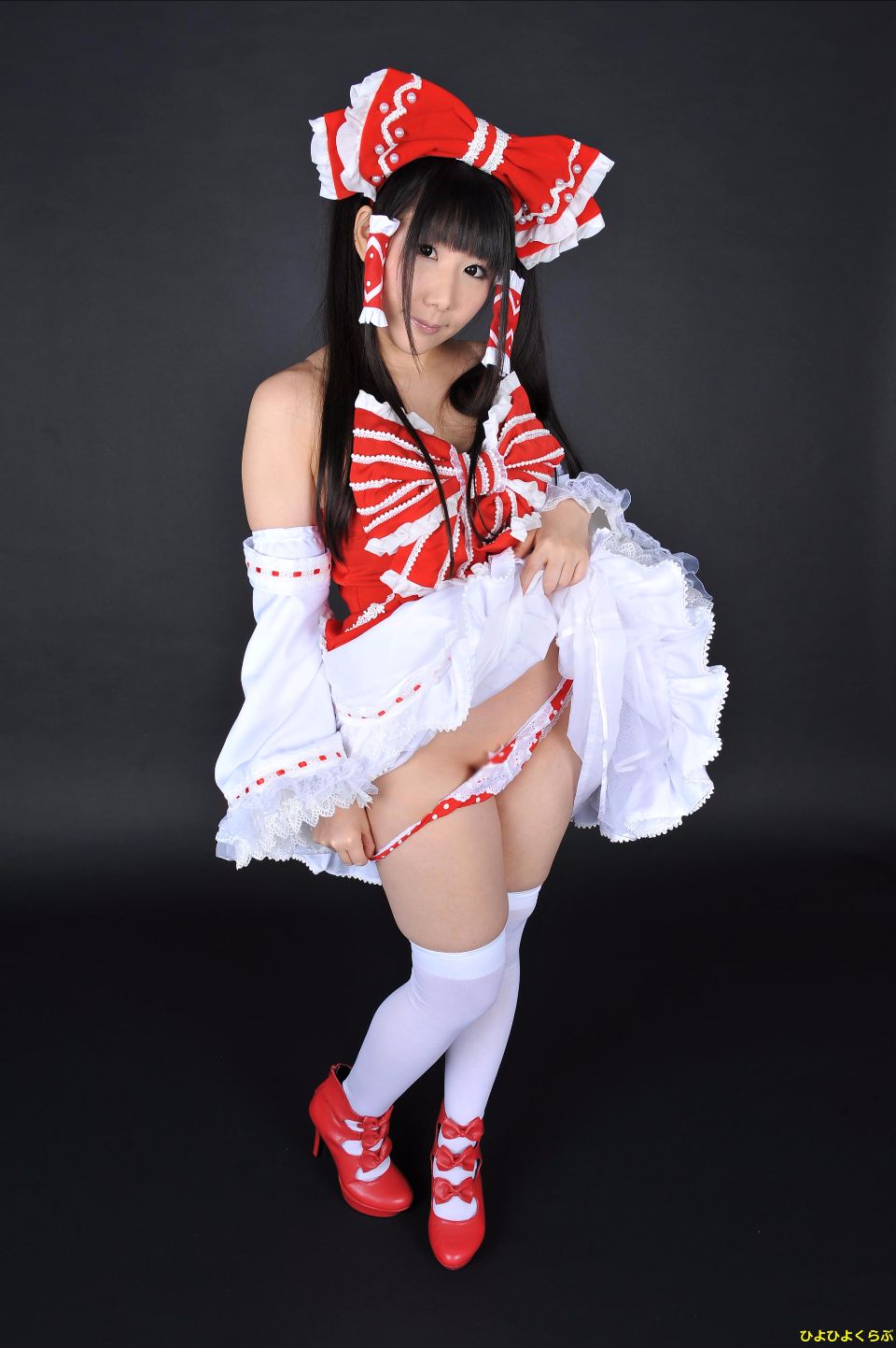 Petit Charm Flour 04 Reimu itigomusums, chúng tôi.