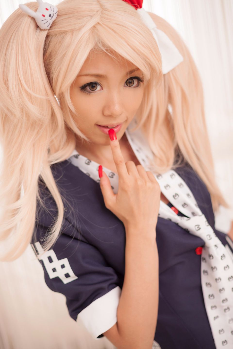 Siêu trung học dâm dục