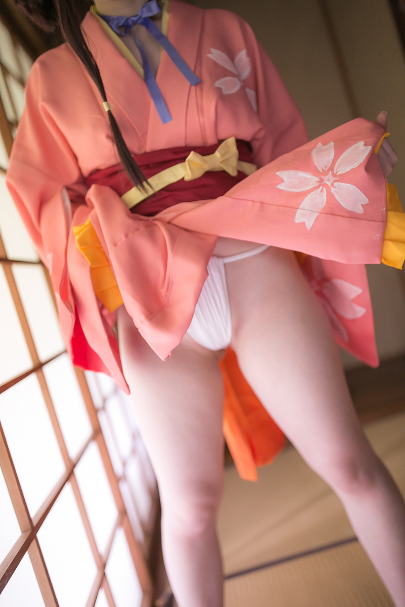 Bạn tình 24 "The Iron Fortress 'chết tiệt"