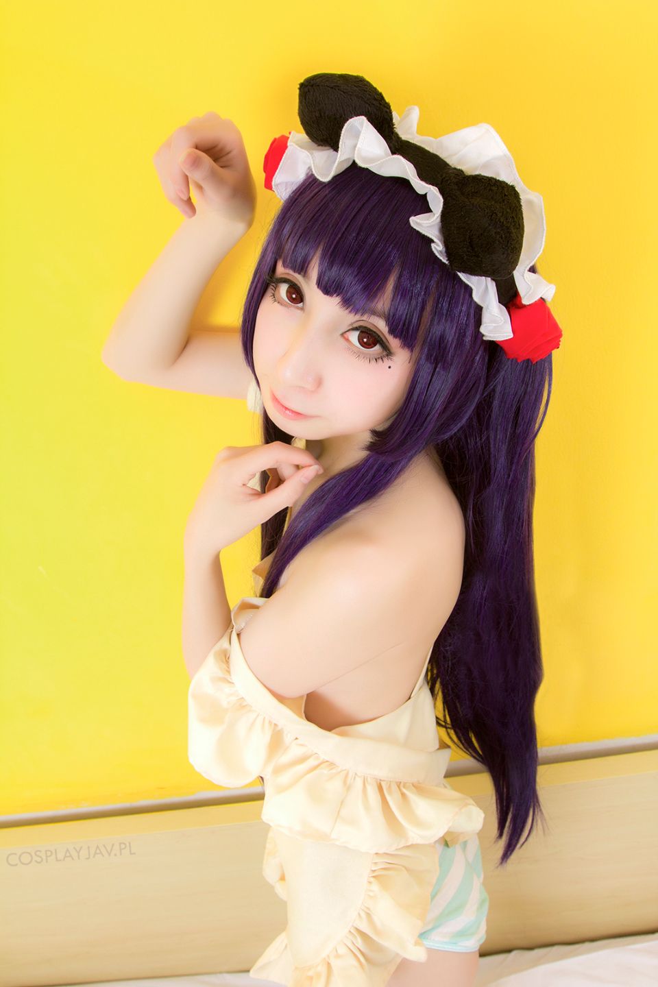 Wu Khánh Liuli, xin vui lòng don bạn đến với một con mèo đen hôm nay?