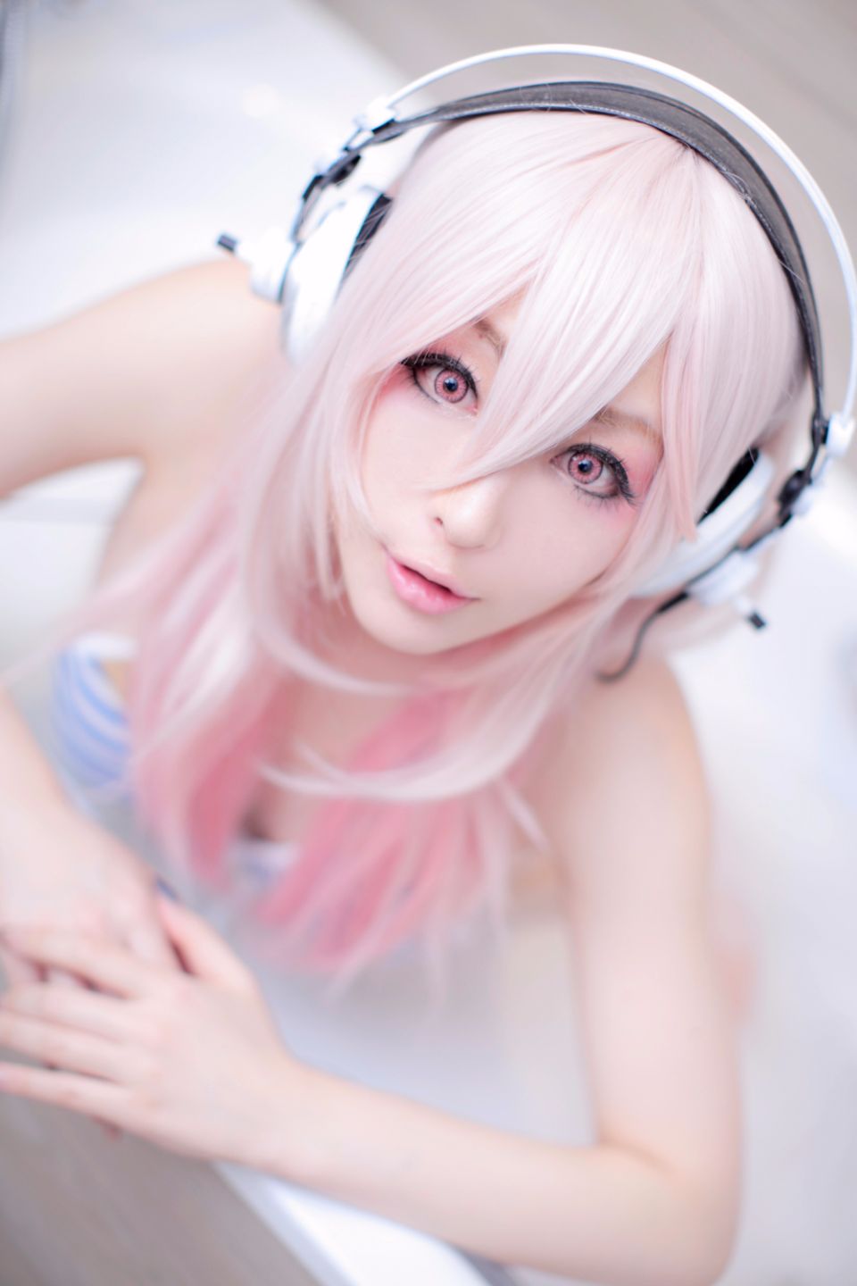 Sách ảnh kỹ thuật số - Sonico