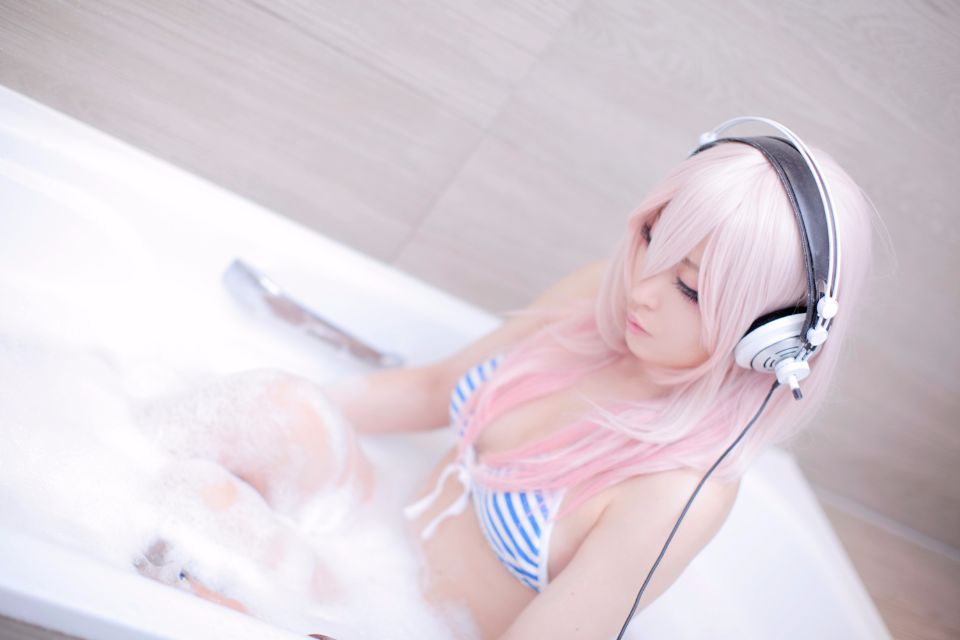 Sách ảnh kỹ thuật số - Sonico