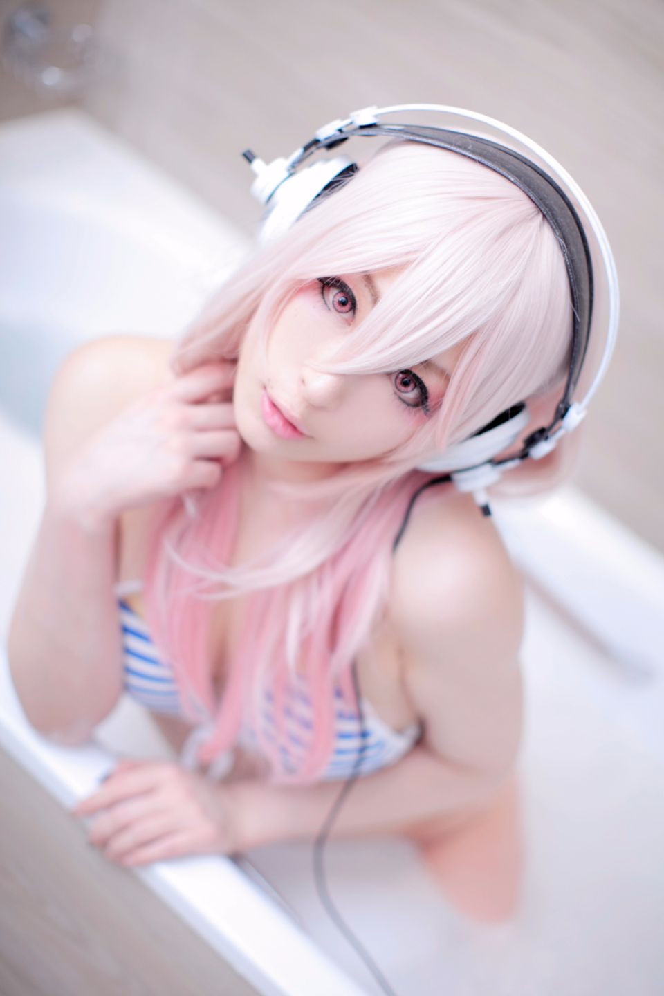 Sách ảnh kỹ thuật số - Sonico