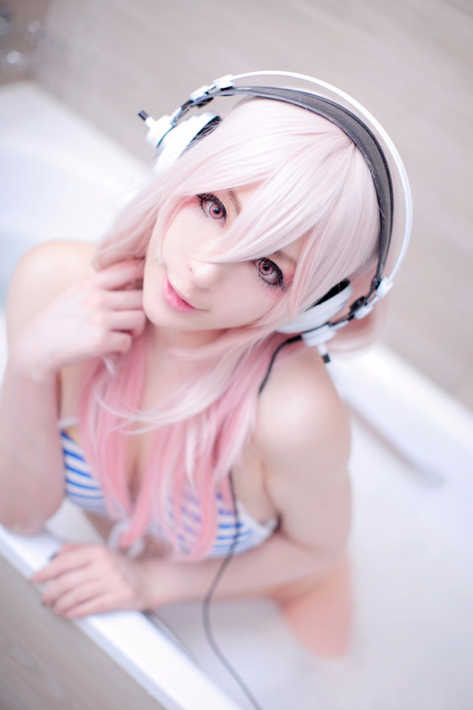 Sách ảnh kỹ thuật số - Sonico