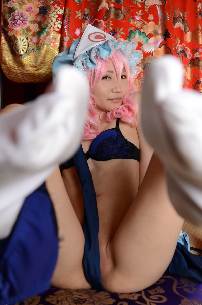 Tôi muốn được làm hỏng bởi Yuyuko!