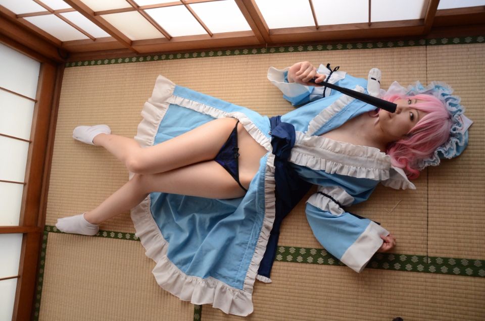 Tôi muốn được làm hỏng bởi Yuyuko!