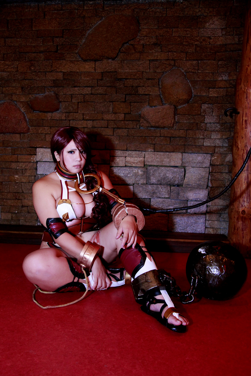 Slave nữ được đào tạo