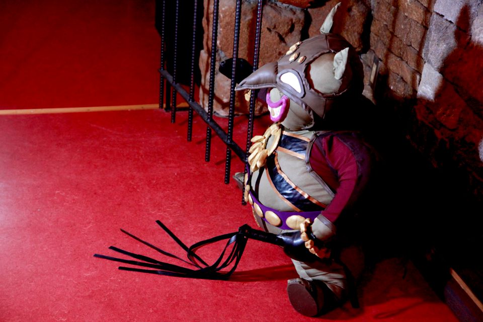 Slave nữ được đào tạo