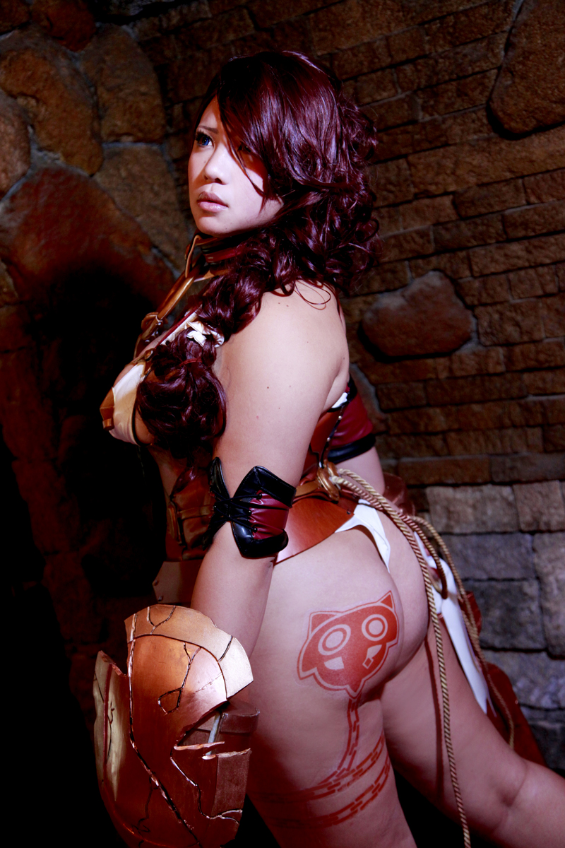 Slave nữ được đào tạo