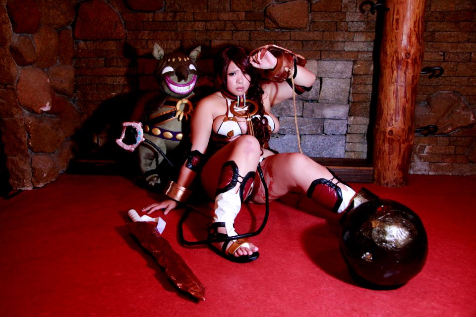 Slave nữ được đào tạo