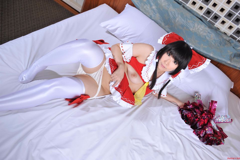 Cô gái cổ vũ gợi cảm