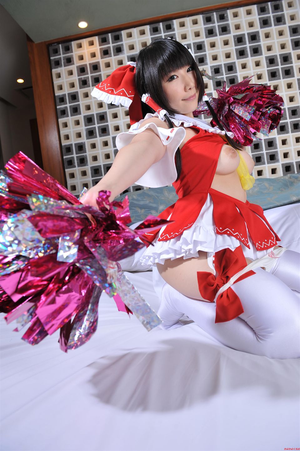 Cô gái cổ vũ gợi cảm