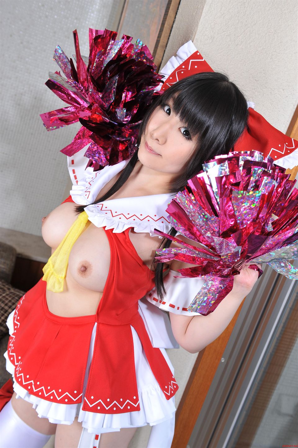 Cô gái cổ vũ gợi cảm