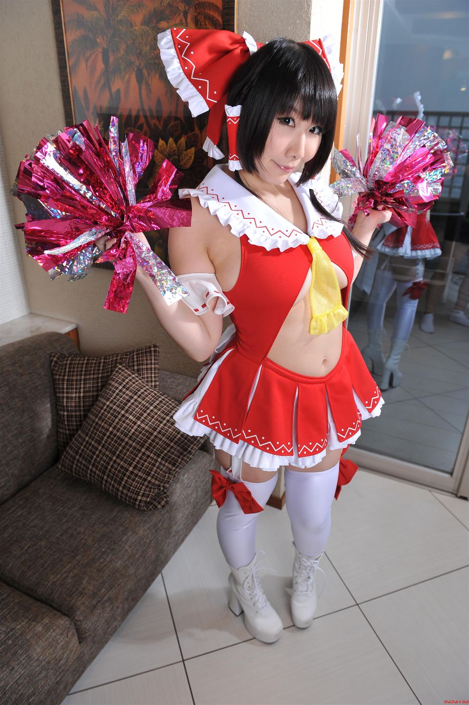 Cô gái cổ vũ gợi cảm