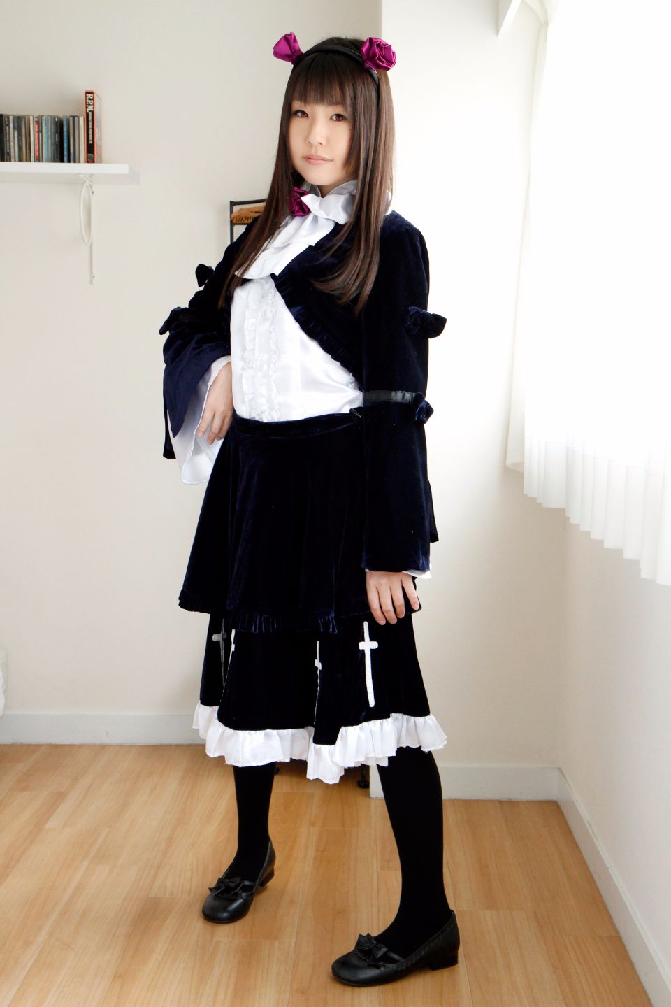 Room013 con mèo đen của tôi