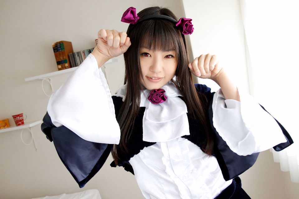 Room013 con mèo đen của tôi