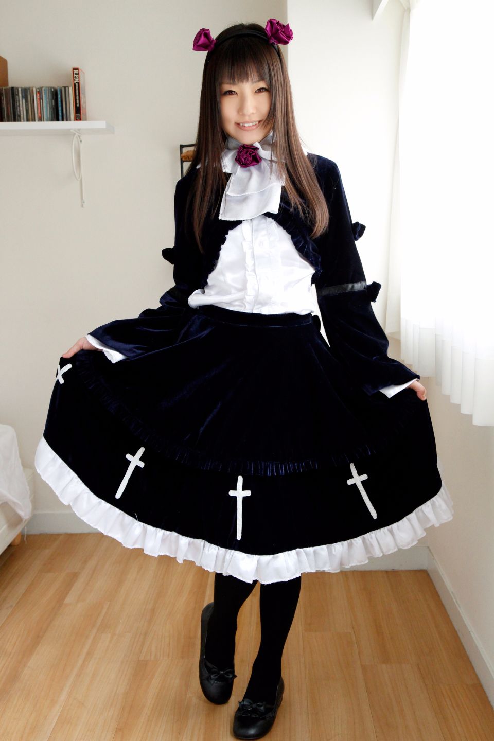 Room013 con mèo đen của tôi