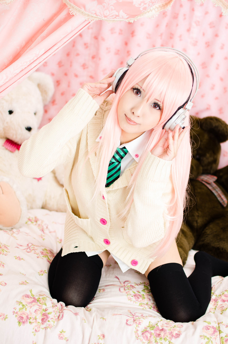 Pinkheadphone