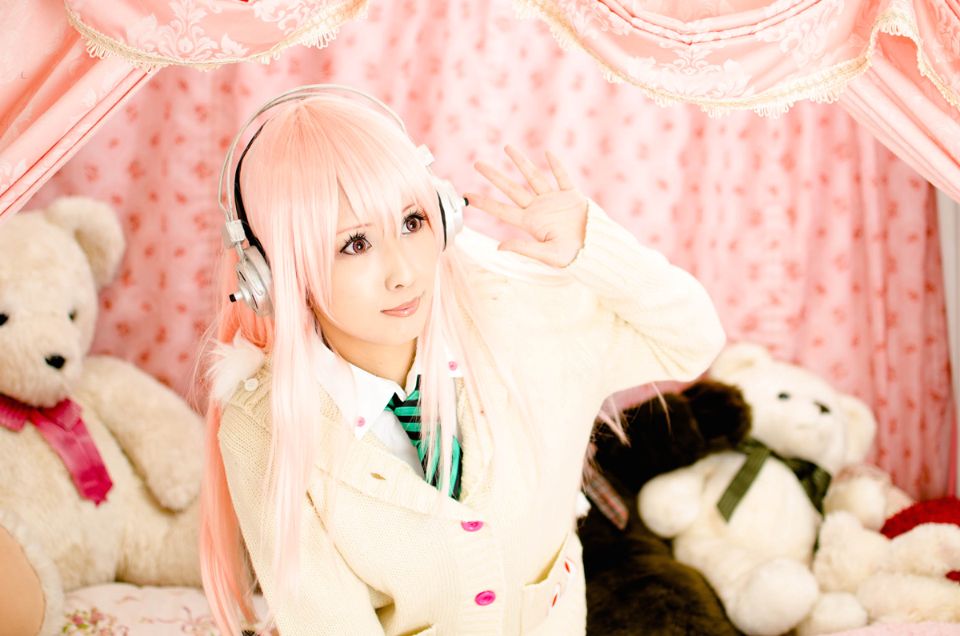 Pinkheadphone