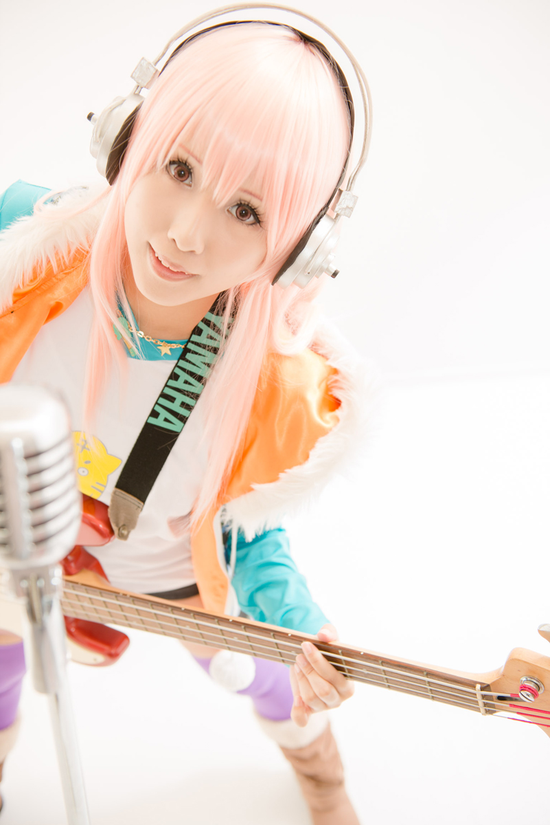 Pinkheadphone
