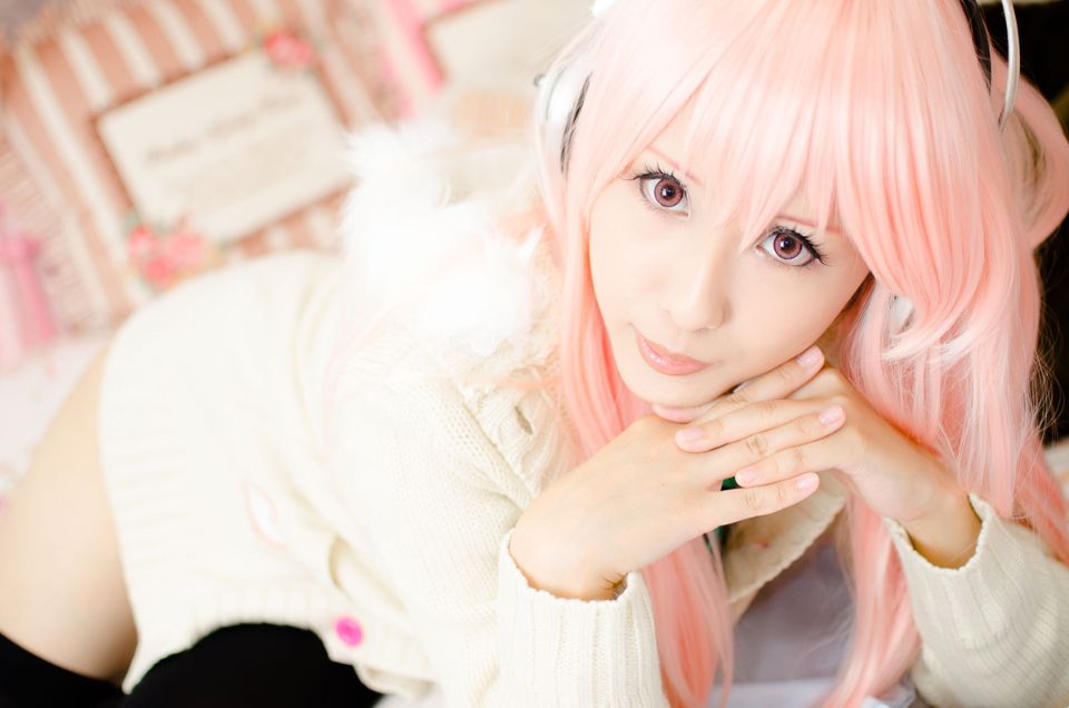 Pinkheadphone
