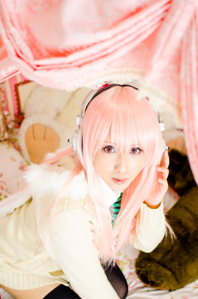 Pinkheadphone