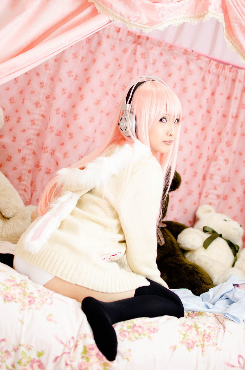 Pinkheadphone